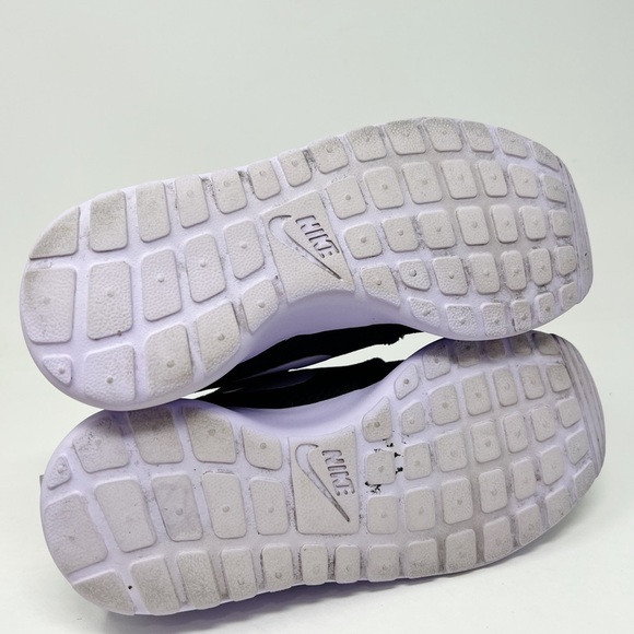 Nike Roshe Run ID 616841-993 Women's Purple Black Running Shoes Size 5 Fast Ship - Picture 6 of 7